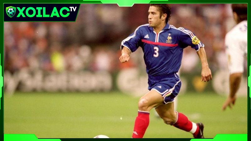 Bixente Lizarazu cũng là 1 trong top 10 hậu vệ hay nhất mọi thời đại Bixente Lizarazu cũng là 1 trong top 10 hậu vệ hay nhất mọi thời đại